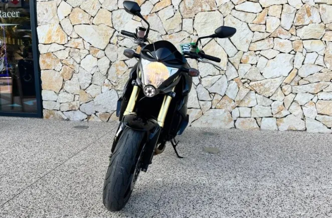 HONDA 1000 R 2011
