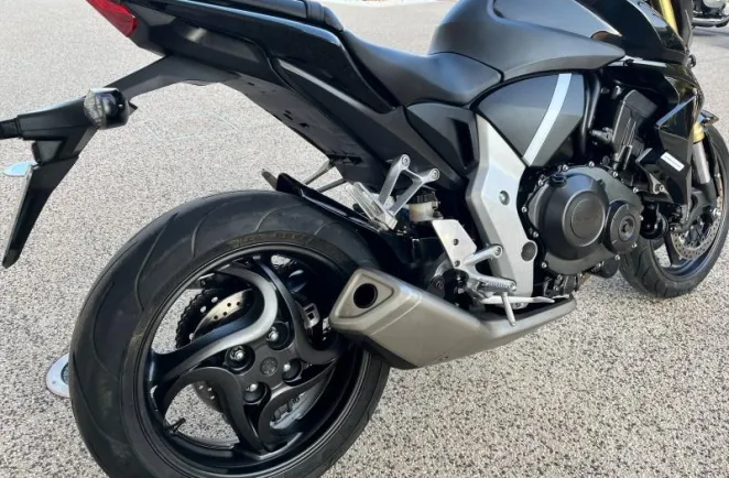 HONDA 1000 R 2011