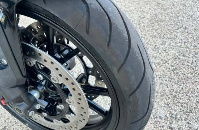TRIUMPH 1050 + options