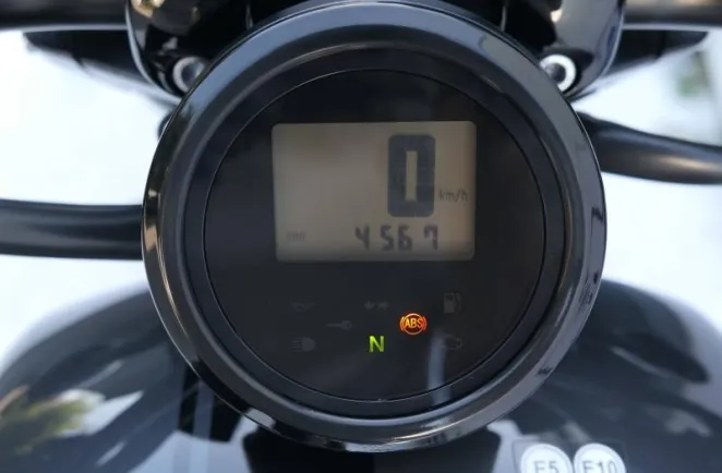 YAMAHA 950 R Bolt + Options