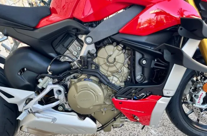 DUCATI 1103  V4 S Euro 5