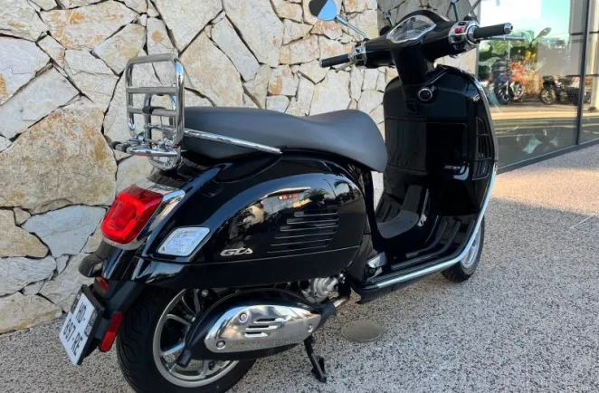 VESPA 300 ABS-ASR + OPTIONS PIAGGIO