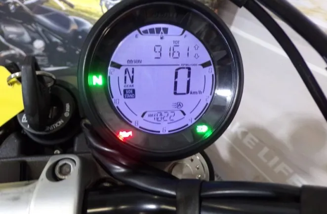 DUCATI Scrambler 800 Icon ABS