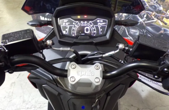 APRILIA SR GT 125