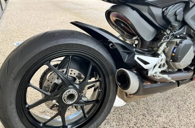 DUCATI 955 V2 Euro 5