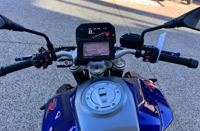 BMW 900 R FINITION PRO 105 CV