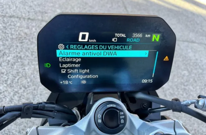 BMW 900 R FINITION PRO 105 CV