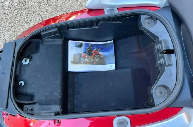 PEUGEOT 400  ABS avec 11442 KM