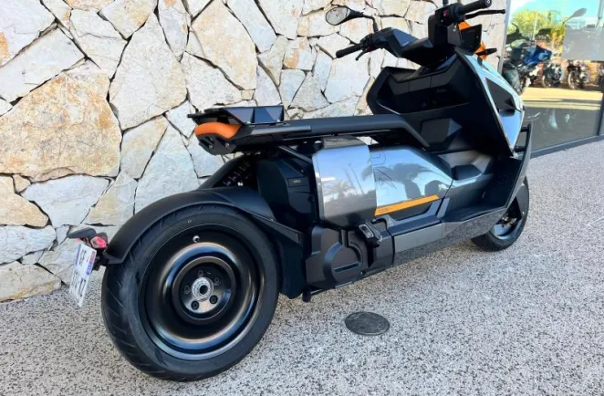 BMW CE04 15kw finition pro, chargeur rapide