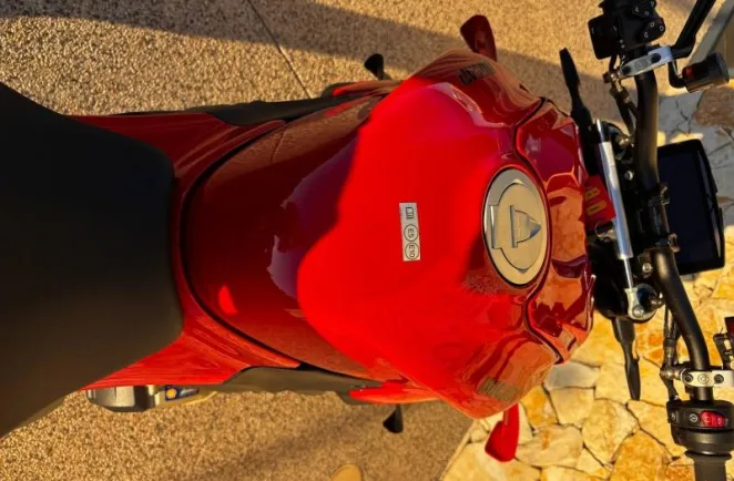 DUCATI 1103 Streetfighter V4 S