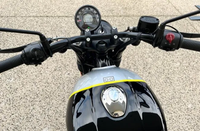 ROYAL ENFIELD 350 HUNTER + OPTIONS NOIR/GRIS