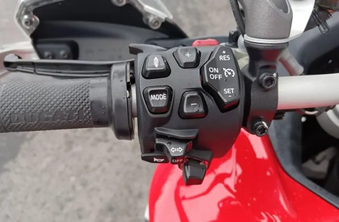 DUCATI Multistrada V4 S 1160 Essential