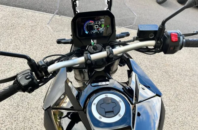 SUZUKI 800 V-Strom SE