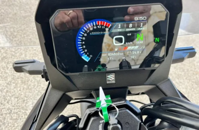 SUZUKI 800 V-Strom SE