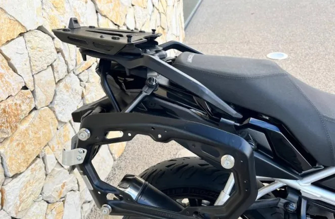 SUZUKI 800 V-Strom SE