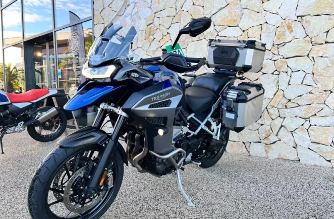 TRIUMPH 1200 GT Explorateur full options