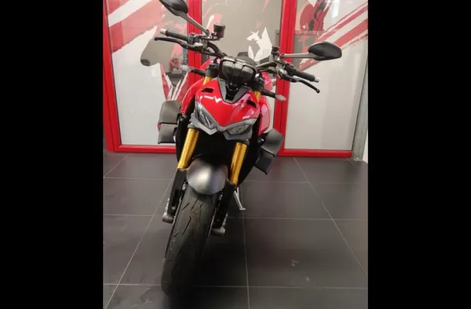 DUCATI 1103 Streetfighter V4 S 2023