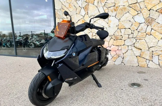 BMW E04  11KW 125CM3 CE04 CE-04