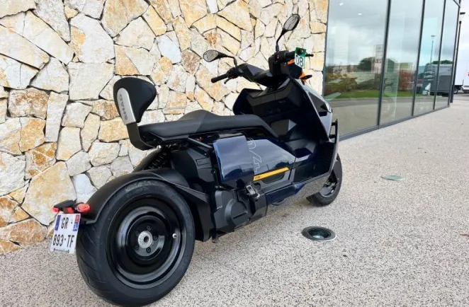 BMW E04  11KW 125CM3 CE04 CE-04