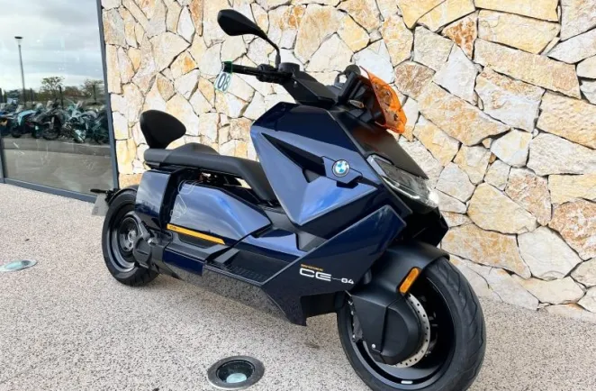 BMW E04  11KW 125CM3 CE04 CE-04