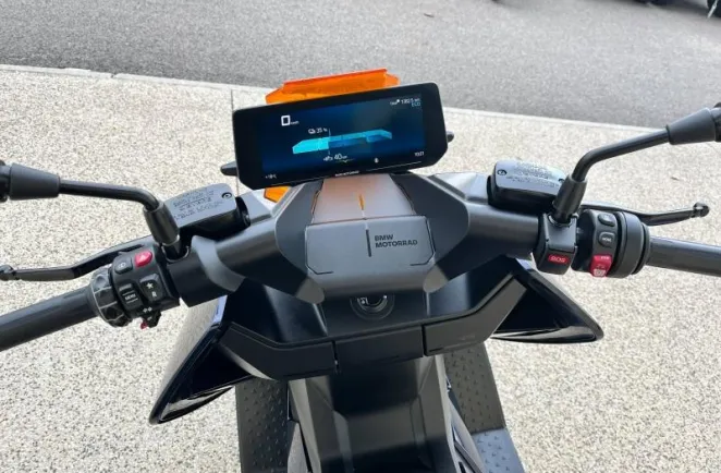 BMW E04  11KW 125CM3 CE04 CE-04