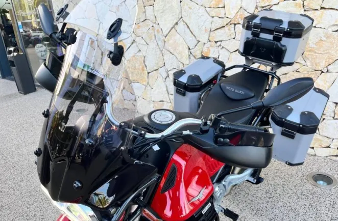 MOTO-GUZZI 850 ABS + TC full options
