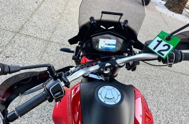 MOTO-GUZZI 850 ABS + TC full options