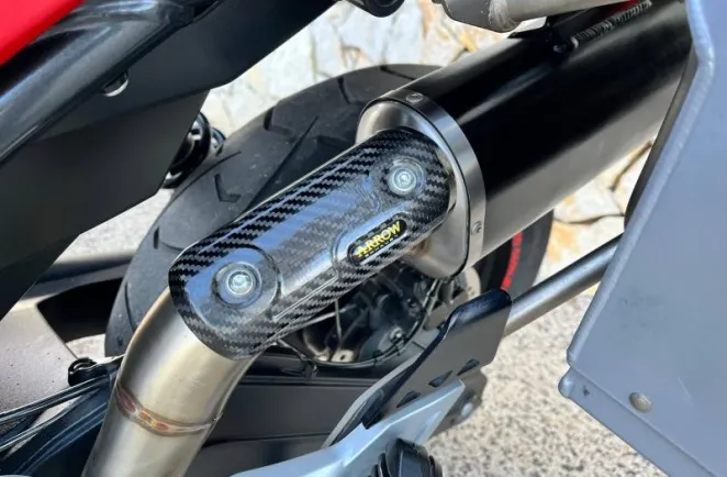 MOTO-GUZZI 850 ABS + TC full options