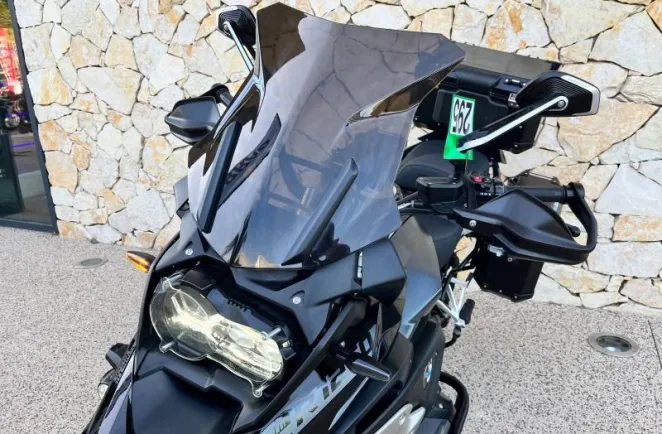 BMW 1250 GS TRIPLE BLACK FULL OPTION