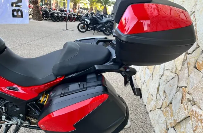 DUCATI V2 S 937 2024 Garantie jusqu'a 2028