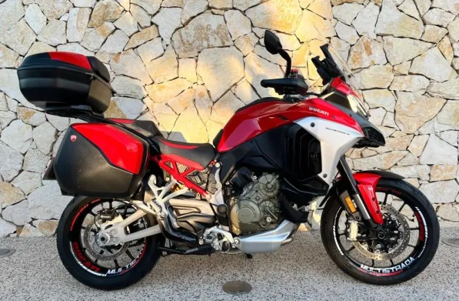 DUCATI V4 1160 + OPTIONS