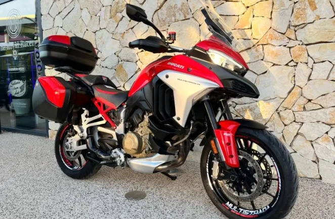 DUCATI V4 1160 + OPTIONS