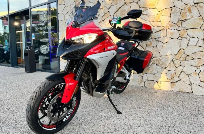 DUCATI V4 1160 + OPTIONS
