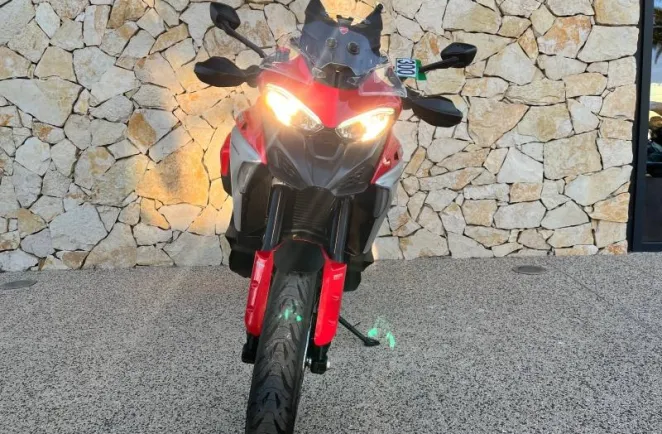 DUCATI V4 1160 + OPTIONS