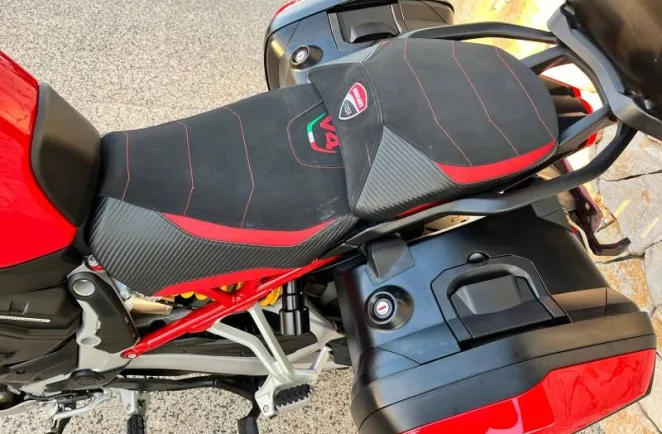 DUCATI V4 1160 + OPTIONS