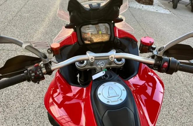 DUCATI V4 1160 + OPTIONS
