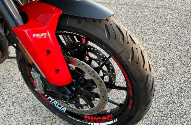 DUCATI V4 1160 + OPTIONS