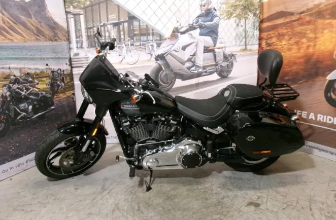 HARLEY-DAVIDSON SPORT GLIDE 107 BRIDABLE A2