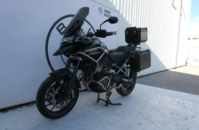 TRIUMPH 1200 GT Pro + Options
