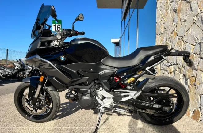 BMW 900 XR A2 FULL PACK