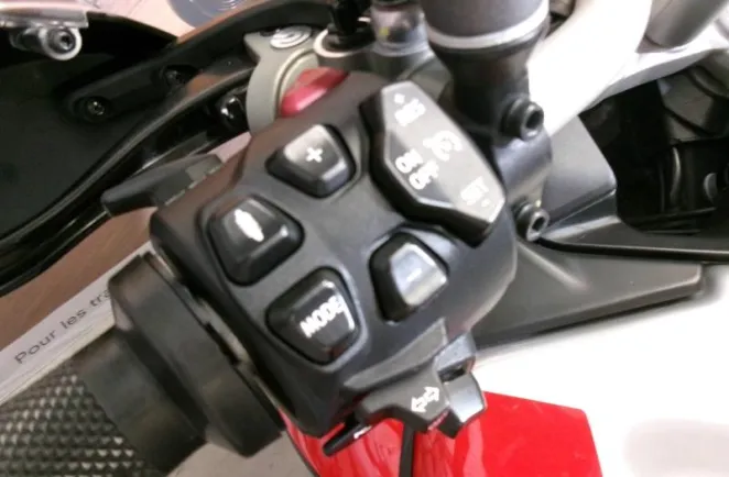 DUCATI Multistrada V4 Rally 1160 Radar