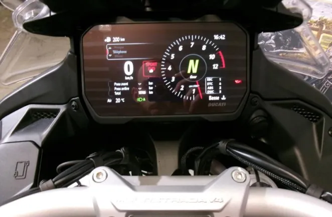 DUCATI Multistrada V4 Rally 1160 Radar