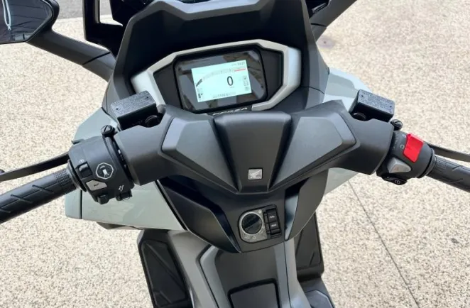 HONDA 350 Forza 2025