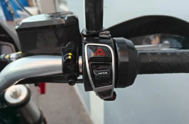 MOTO-GUZZI 850 ABS + TC