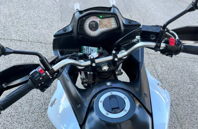 SUZUKI 650 V-Strom ABS 2015 + OPTIONS