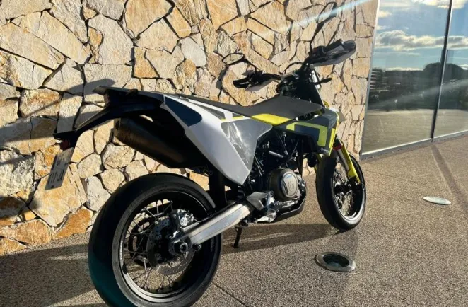 HUSQVARNA Supermoto 2022