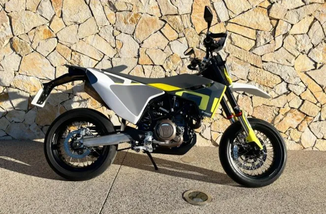 HUSQVARNA Supermoto 2022