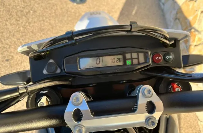 HUSQVARNA Supermoto 2022