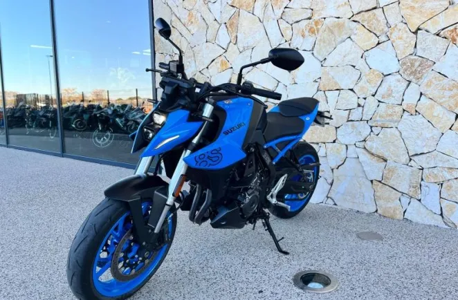 SUZUKI 800 A2
