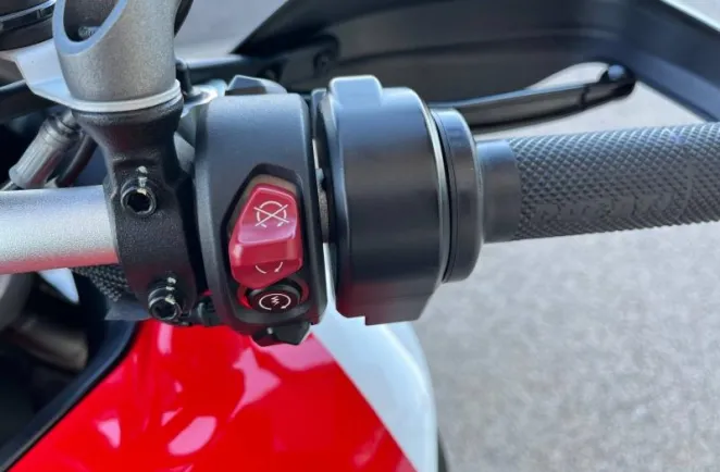 DUCATI V4 Pikes Peak 1160